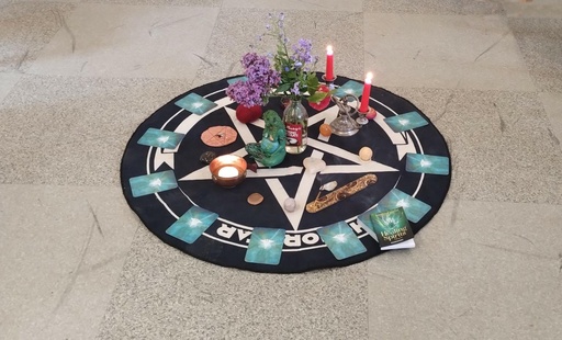 Advanced Spiritual Healing: The Path of the Green Wi​tch